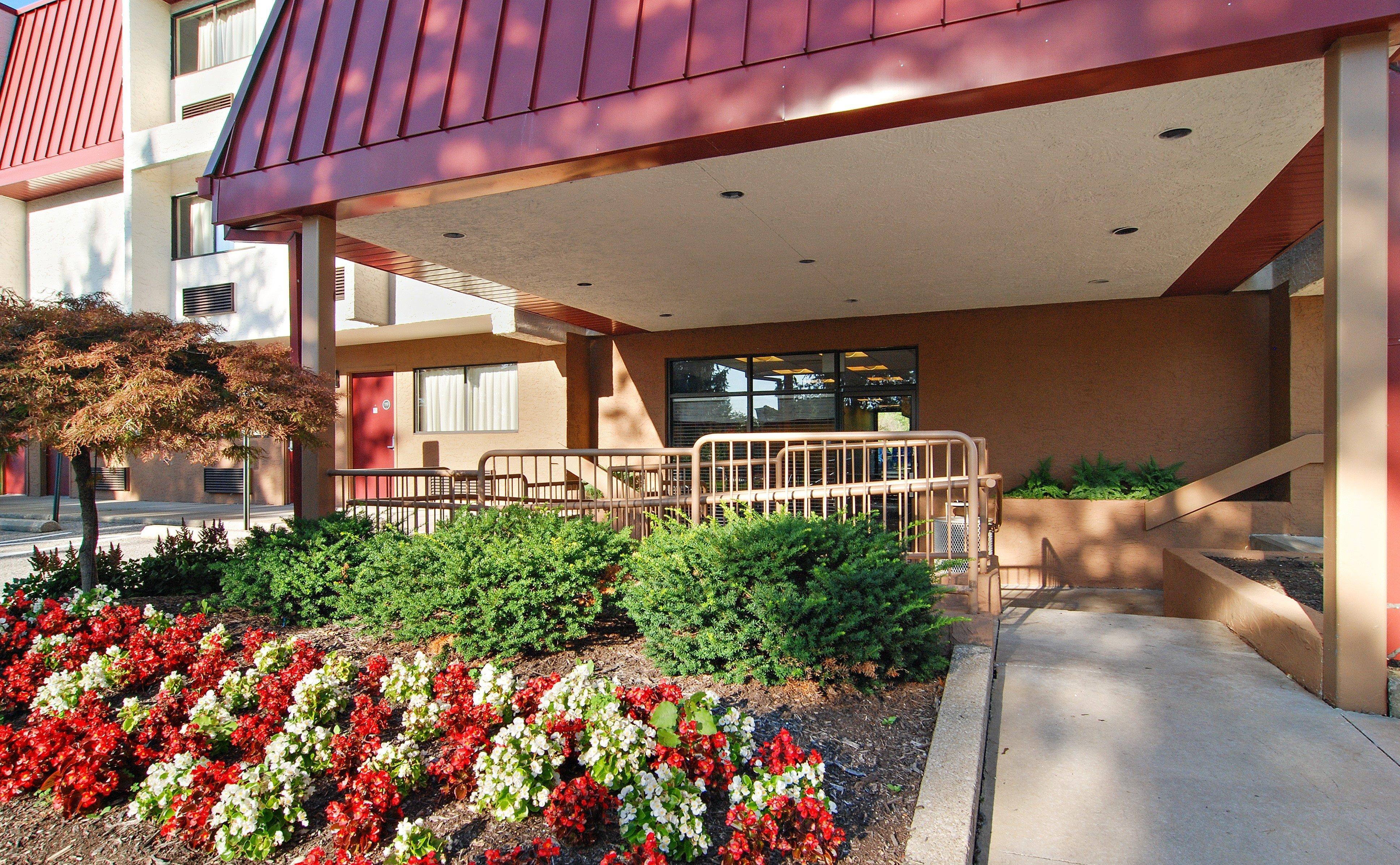 Red Roof Inn Cleveland Airport - Middleburg Heights Εξωτερικό φωτογραφία